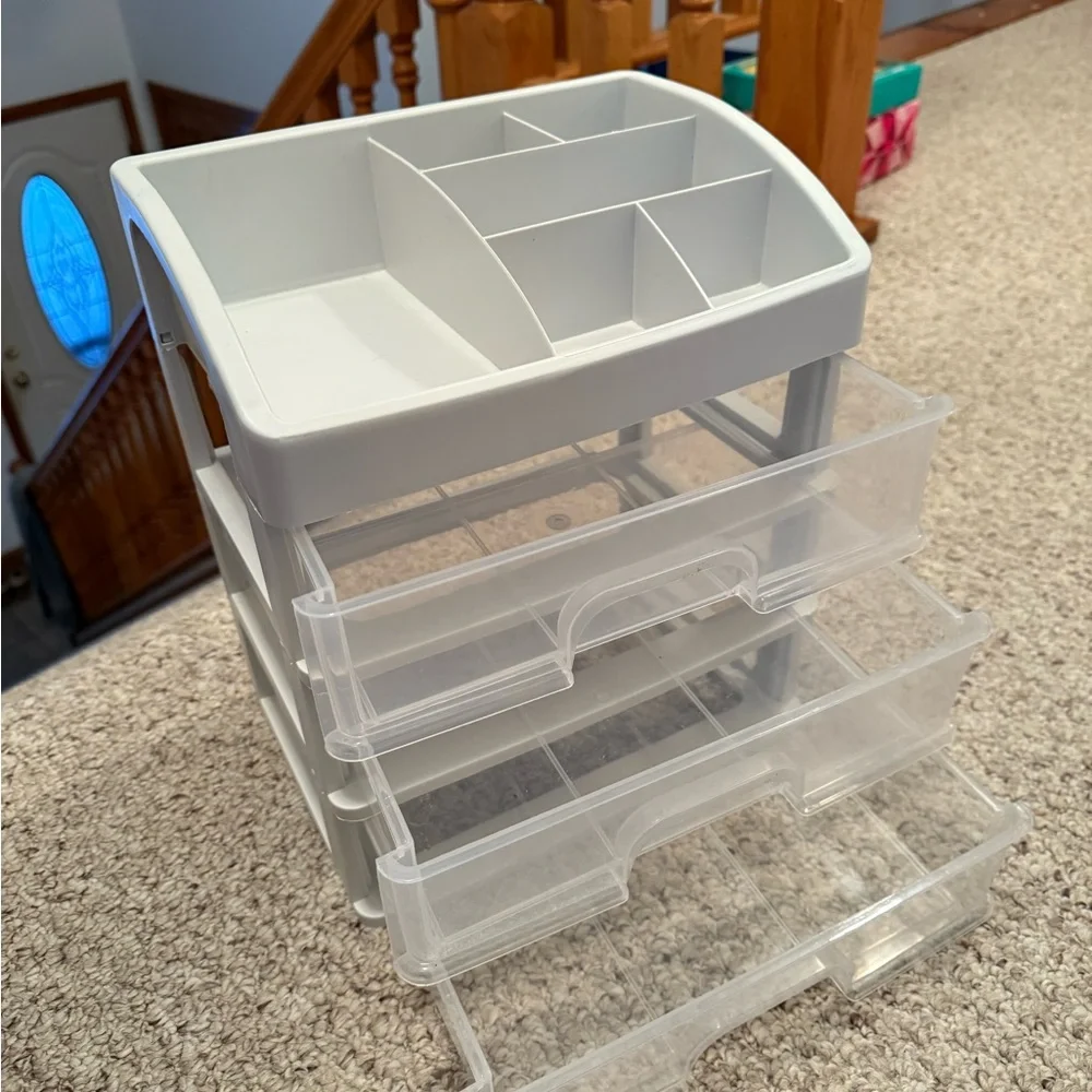 White 3-Drawer Makeup Organizer